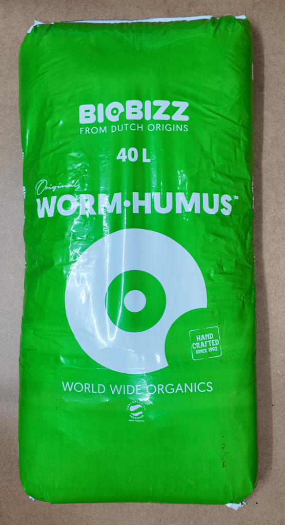 Zutat für die Living-Soil-Mischung: BioBizz Worm Humus